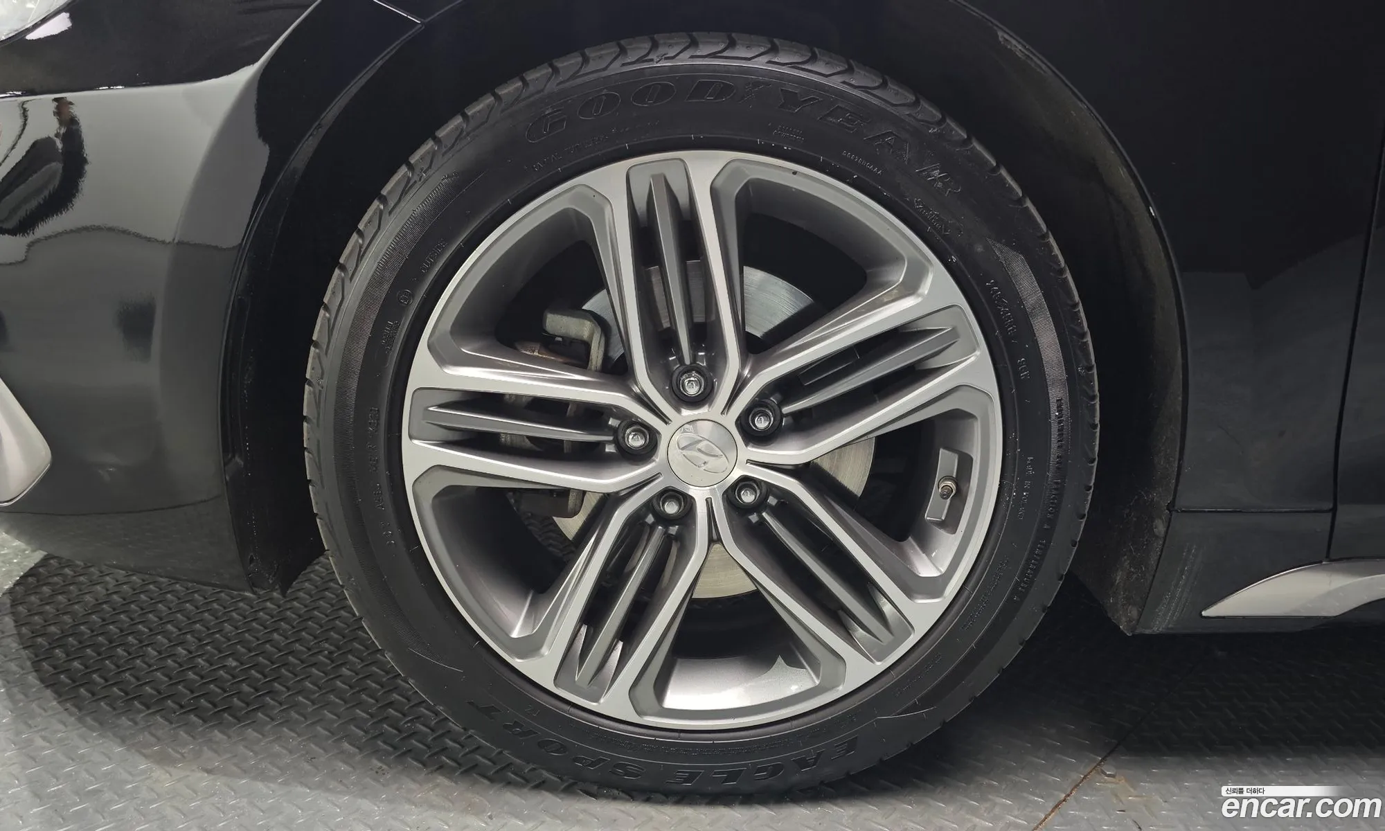 Hyundai Grandeur Vi 30 Lpi Exclusive Rental Car 2018 - фотография 12008743