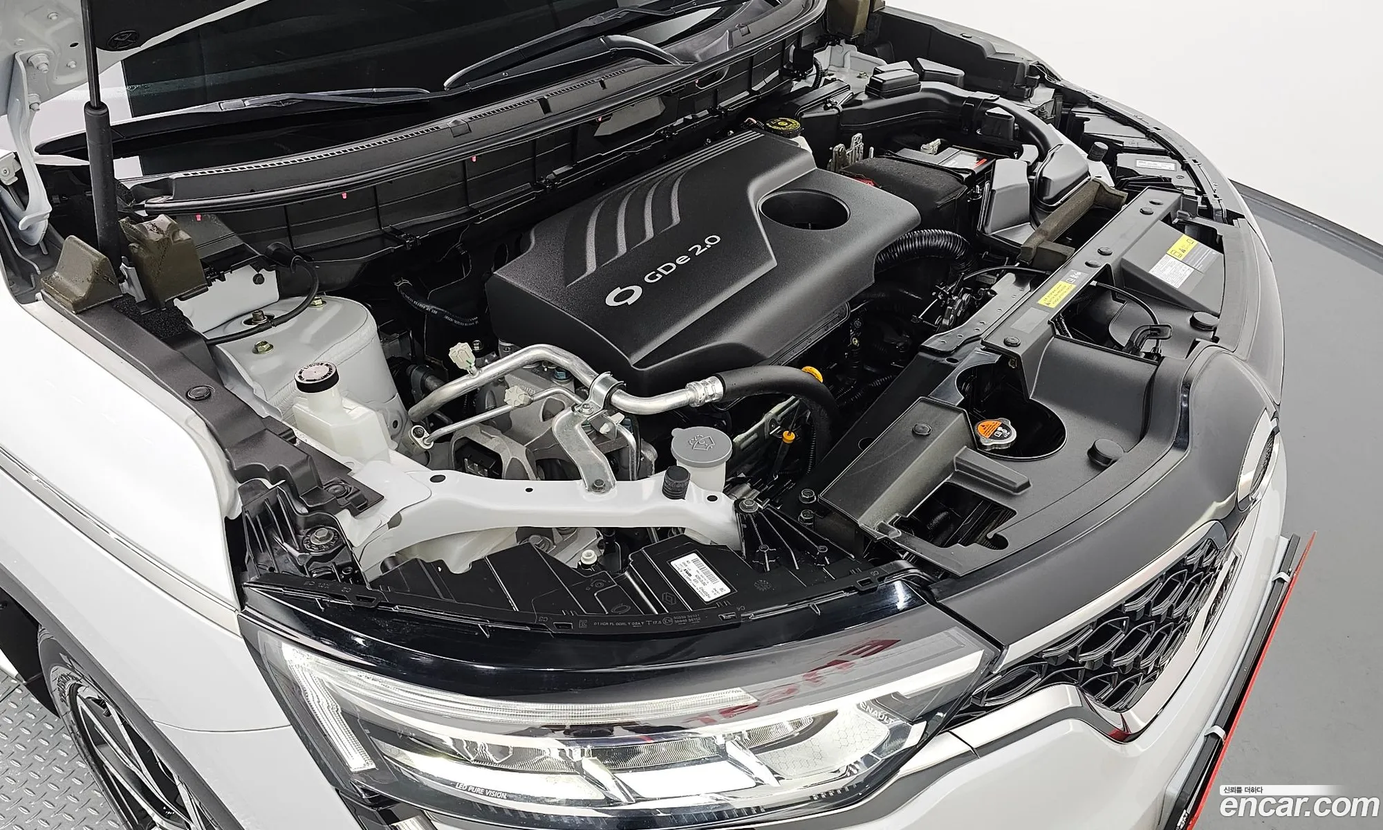 Renault Samsung Qm6 20 Gde Re Signature 2Wd 2021 - фотография 2960291