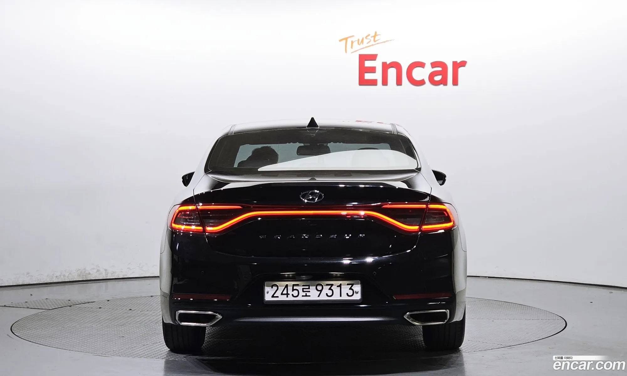 Hyundai Grandeur Ig 30 Lpi Modern Rental Car - фотография 12097245