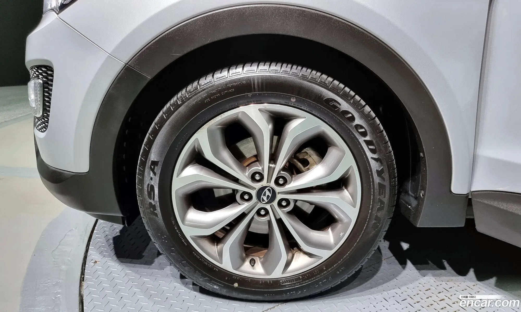 Hyundai Santa Fe Iii Diesel E-Vgt 20 2Wd Premium 2013 - фотография 19209485