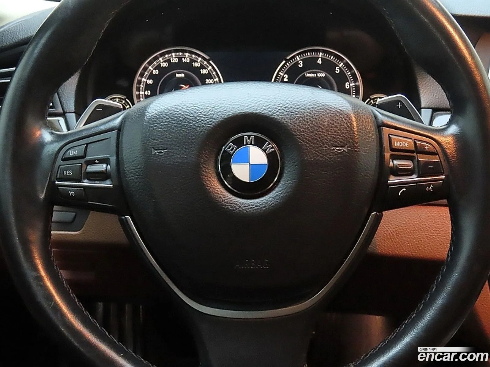 BMW 5Er Vi F10F11F07 528I xDrive 2015 - фотография 177702