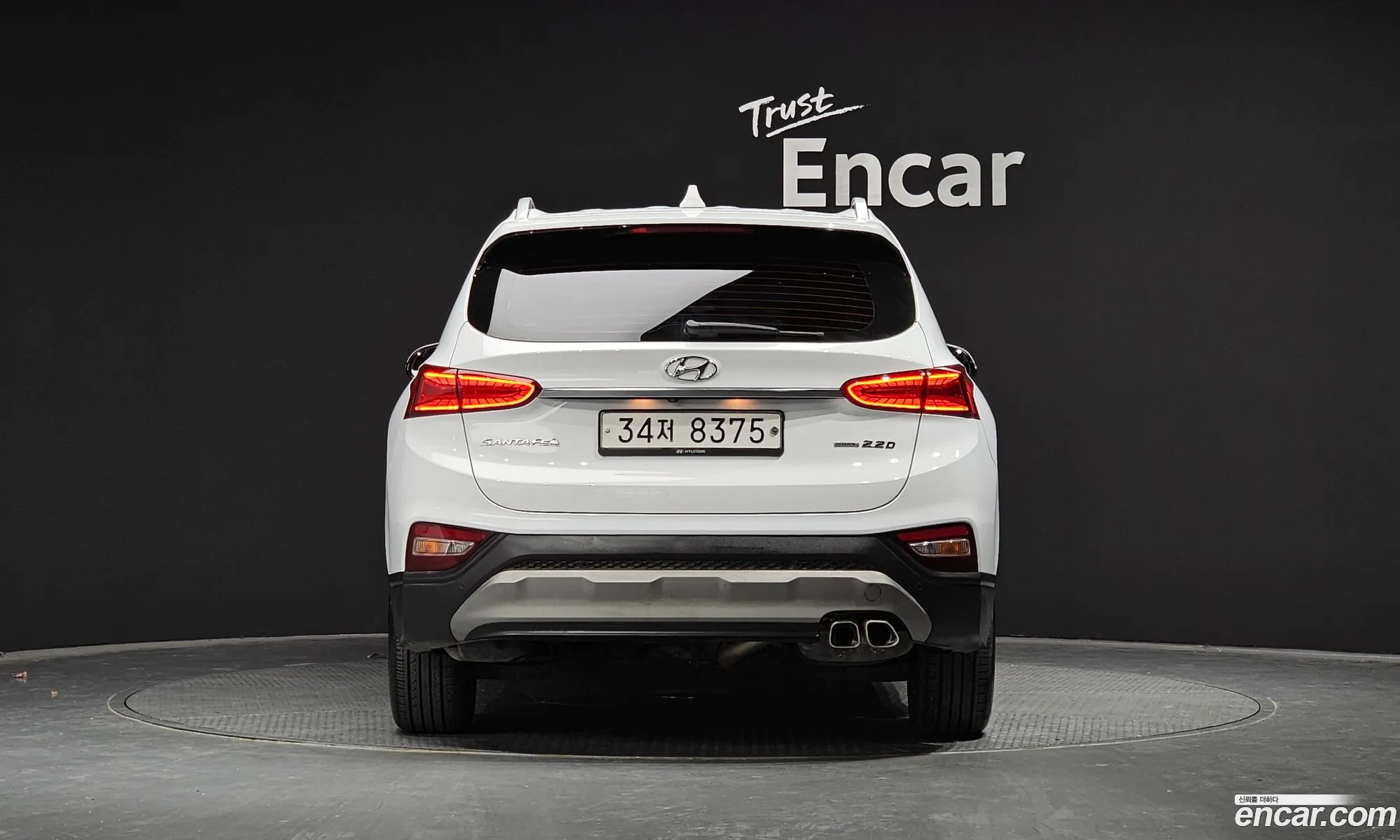 Hyundai Santa Fe Diesel 22 4Wd 2019 - фотография 12210282