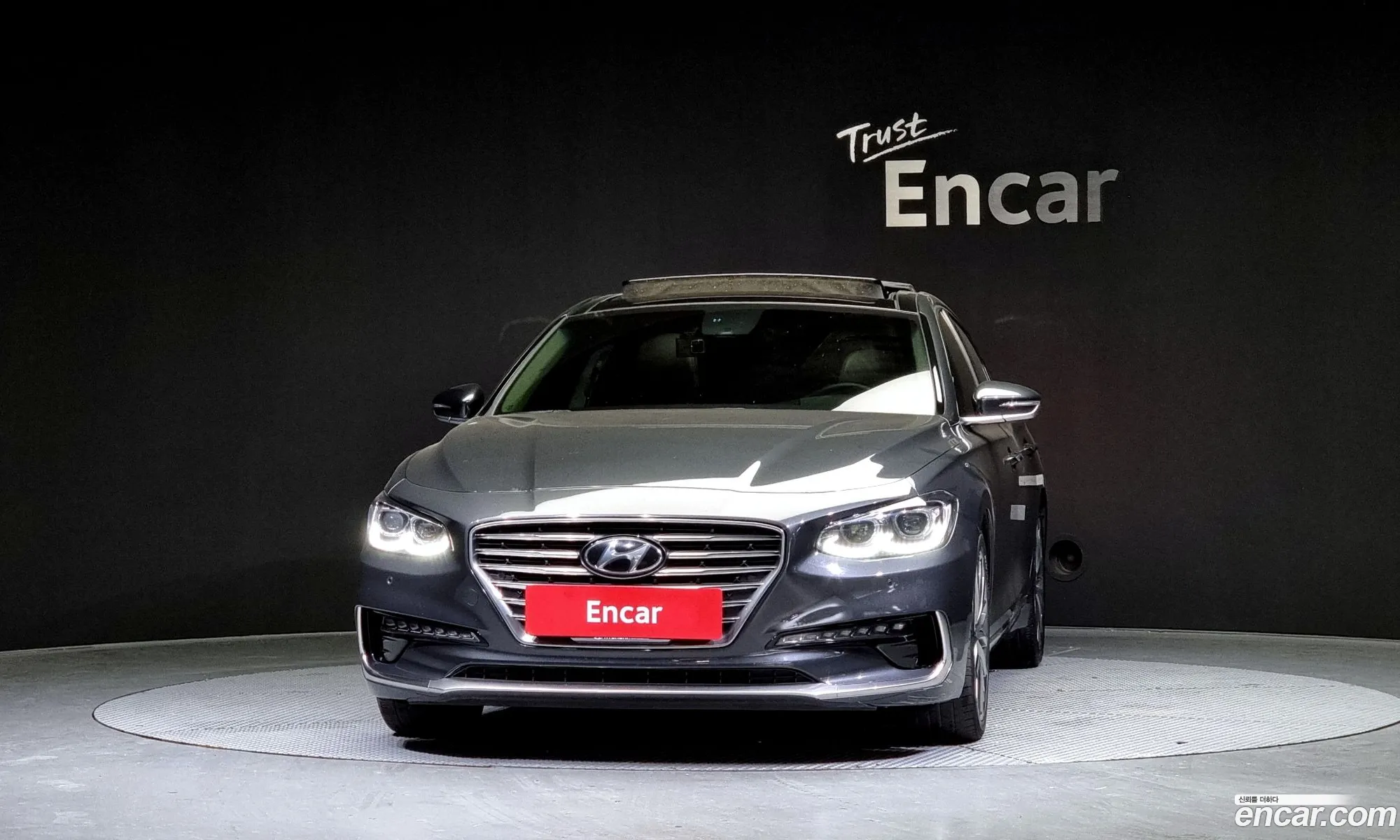 Hyundai Grandeur 22 Diesel Premium 2017 - фотография 12811605