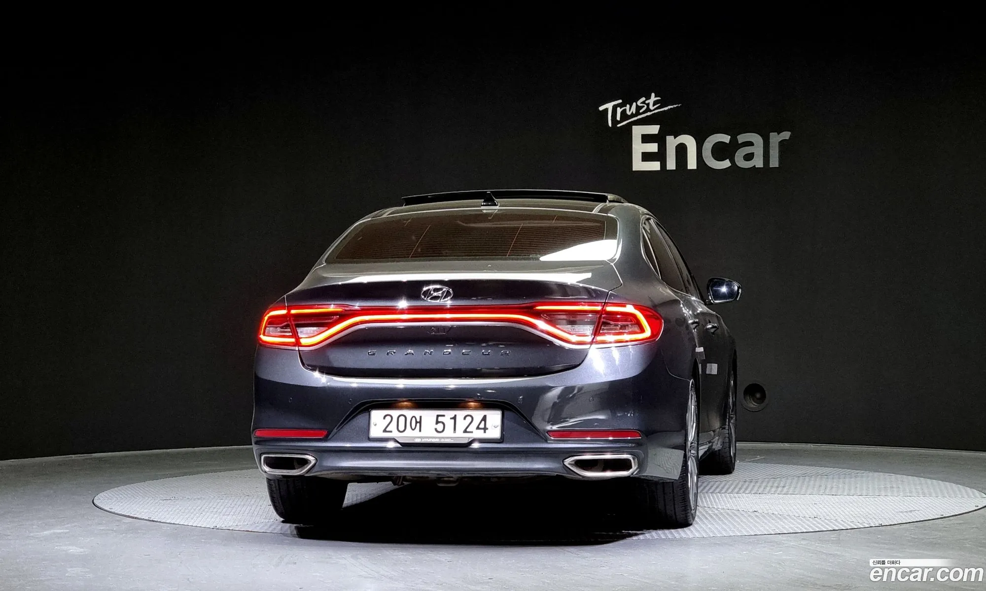 Hyundai Grandeur 22 Diesel Premium 2017 - фотография 12811606