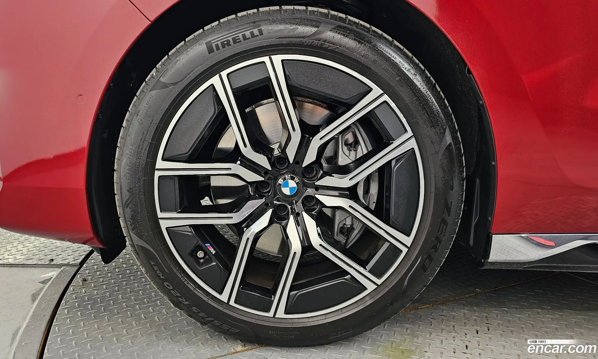 BMW 7Er 740I Sdrive M Sports 2023 - фотография 33067