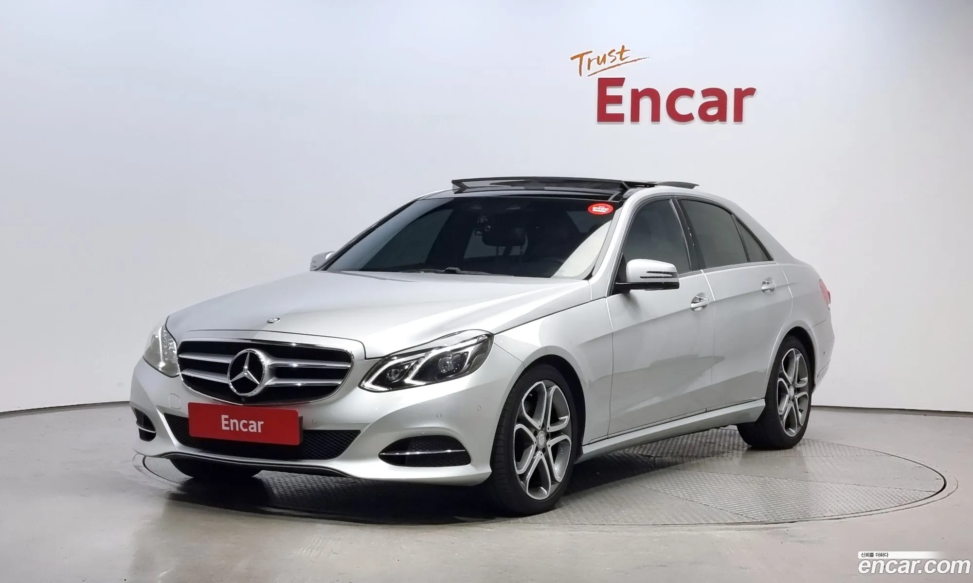 Mercedes-Benz E-Klasse E250 Bluetec 4Matic Avant Garde 2016 - фотография 12680855