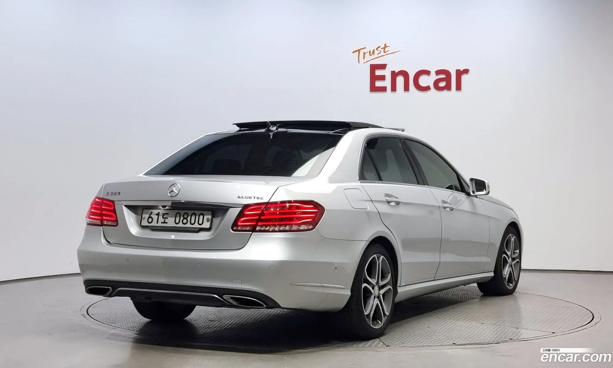 Mercedes-Benz E-Klasse E250 Bluetec 4Matic Avant Garde 2016 - фотография 12680856