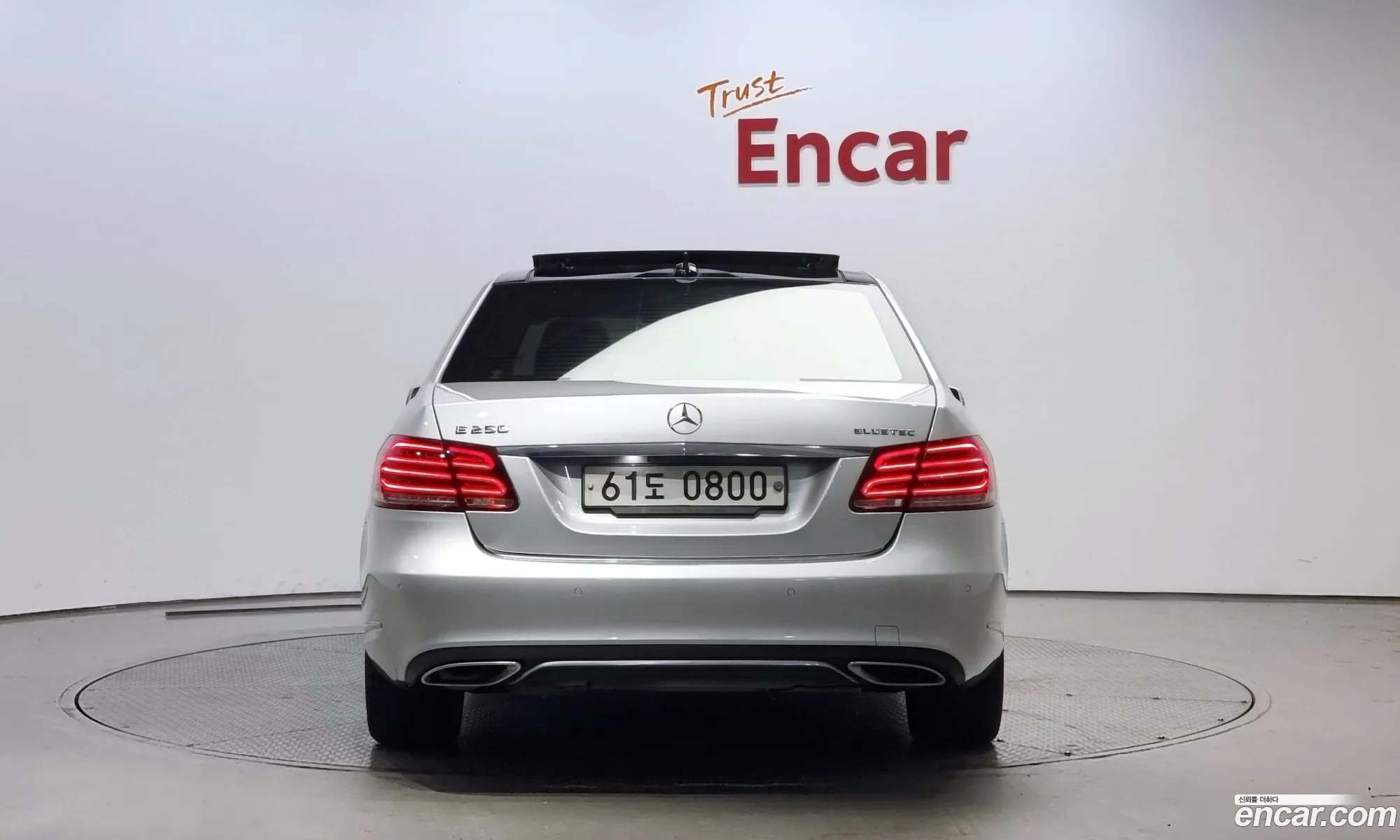 Mercedes-Benz E-Klasse E250 Bluetec 4Matic Avant Garde 2016 - фотография 12680858