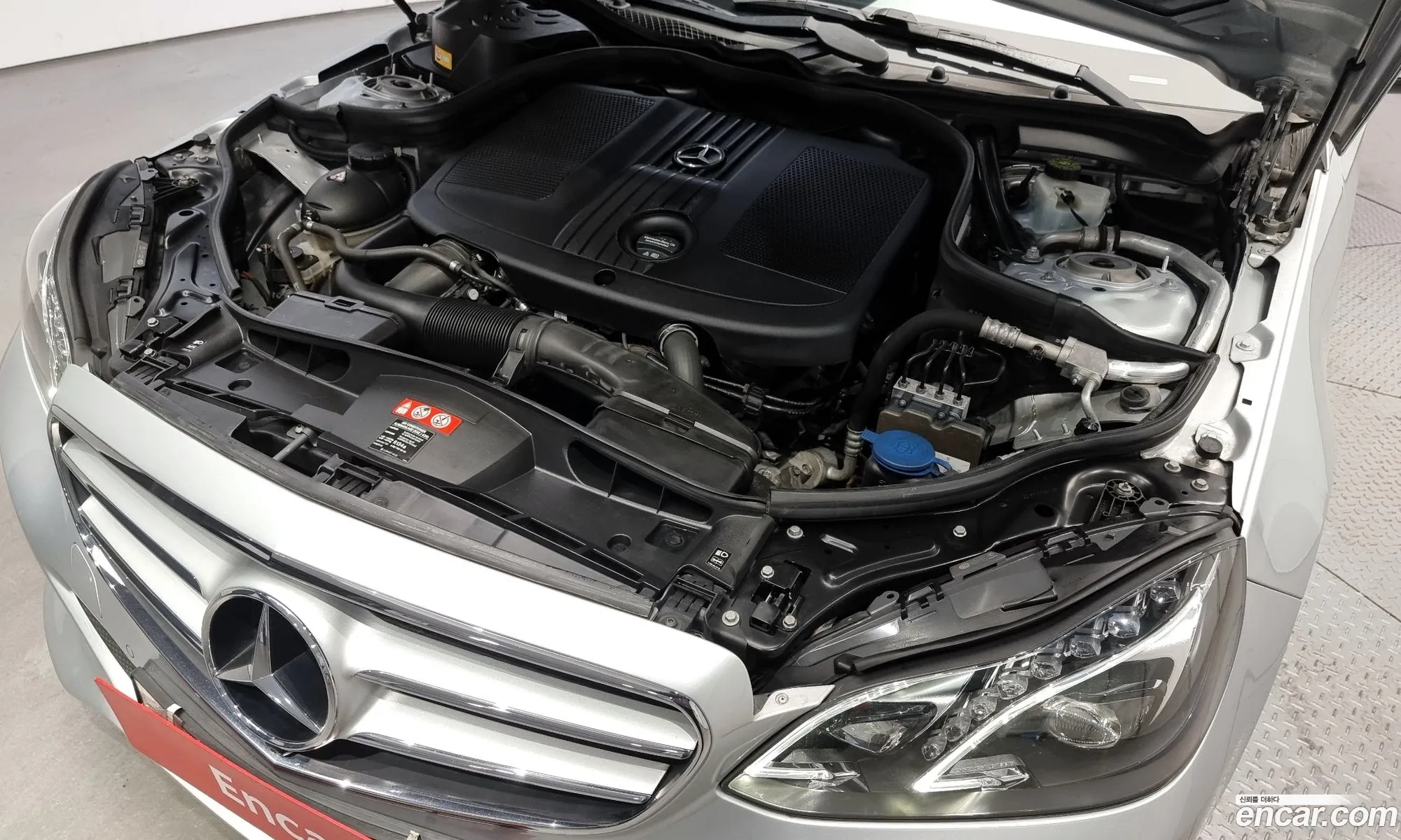 Mercedes-Benz E-Klasse E250 Bluetec 4Matic Avant Garde 2016 - фотография 12680860