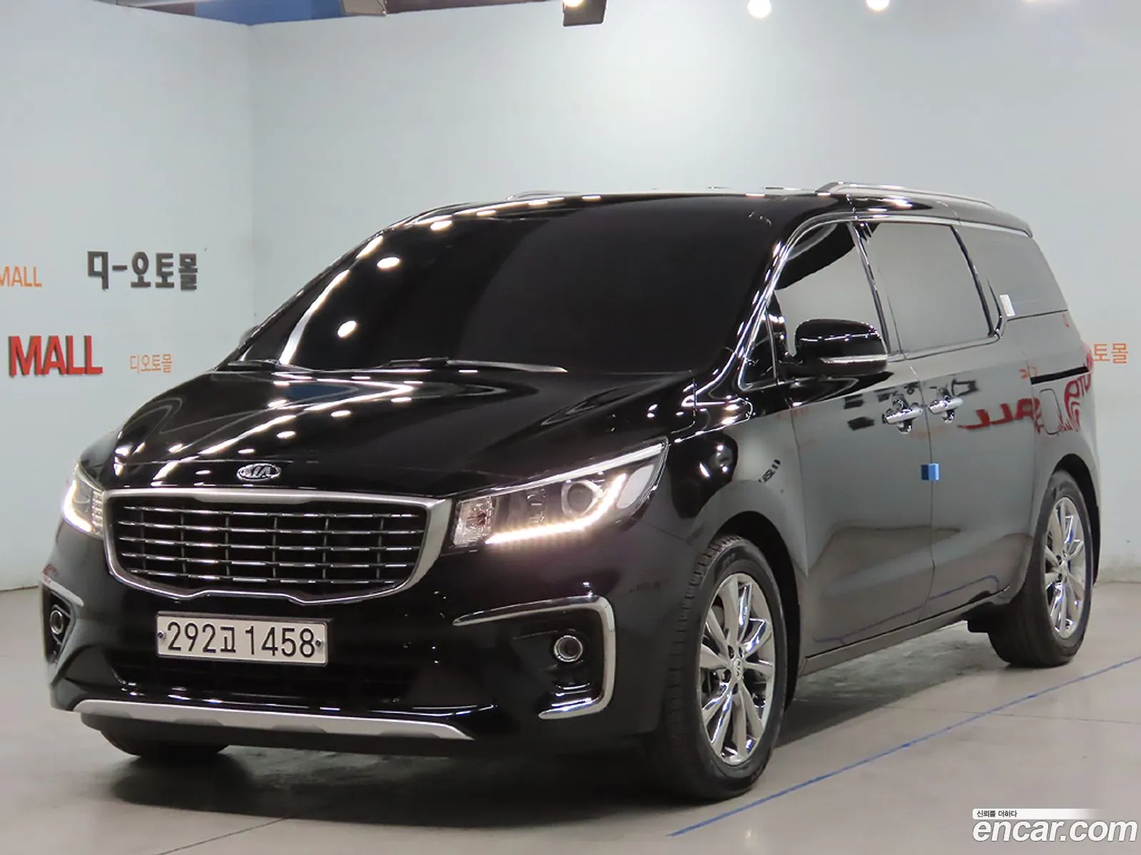 Kia Carnival 9-Seater Prestige 2020 - фотография 16618580