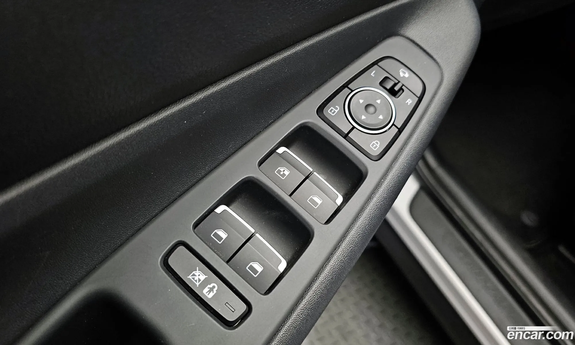 Korex Auto Trade - фотография 12490076