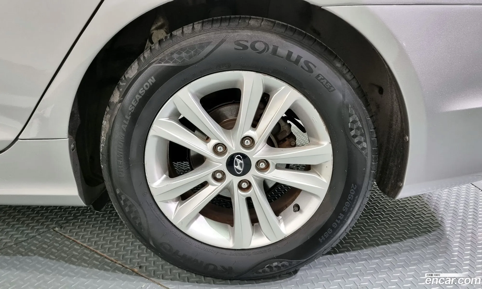 Hyundai Sonata Lpi Luxury 2012 - фотография 16989282