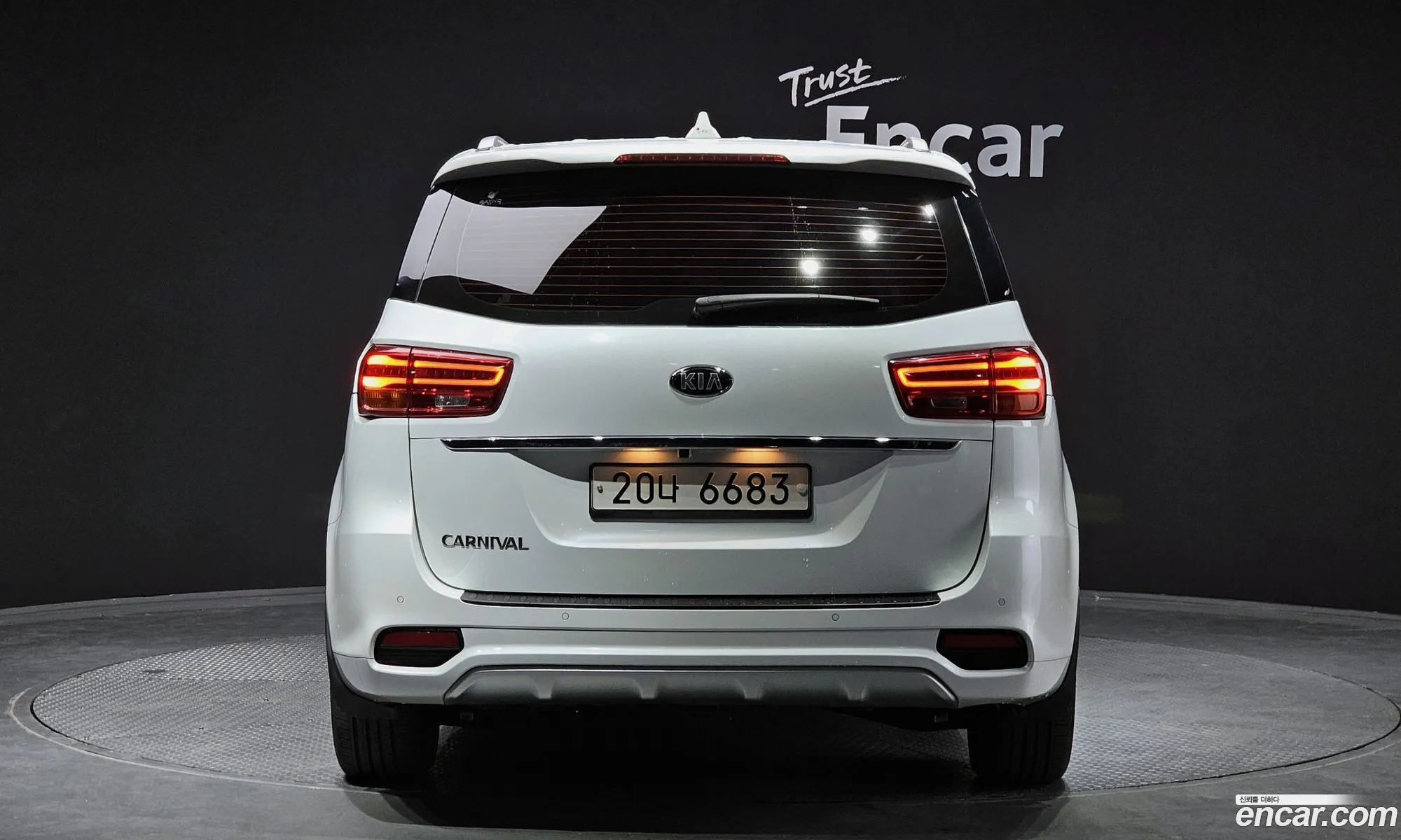 Kia Carnival Iii 9-Seater Prestige 2019 - фотография 15864280