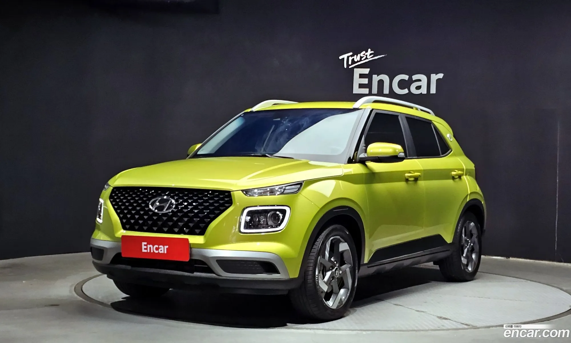 Hyundai Venue I 16 Flux 2020 - фотография 12066339