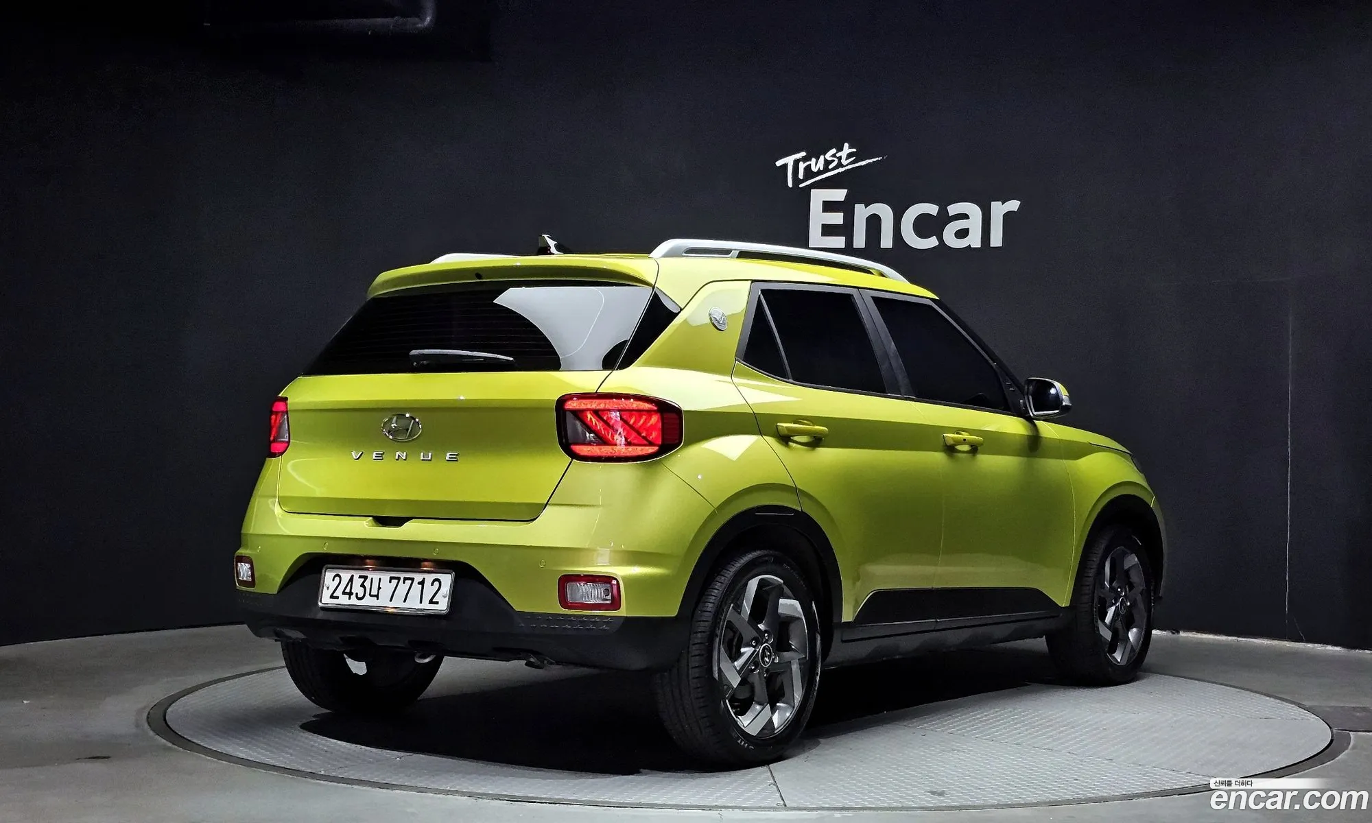 Hyundai Venue I 16 Flux 2020 - фотография 12066340