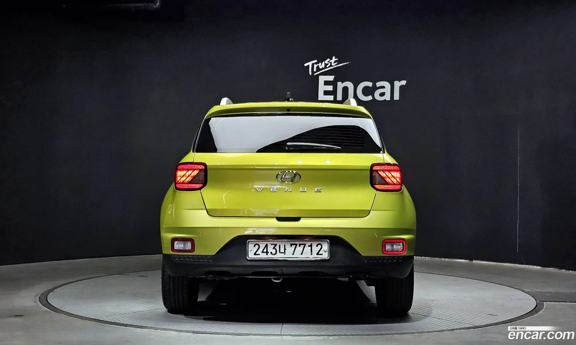 Hyundai Venue I 16 Flux 2020 - фотография 12066342