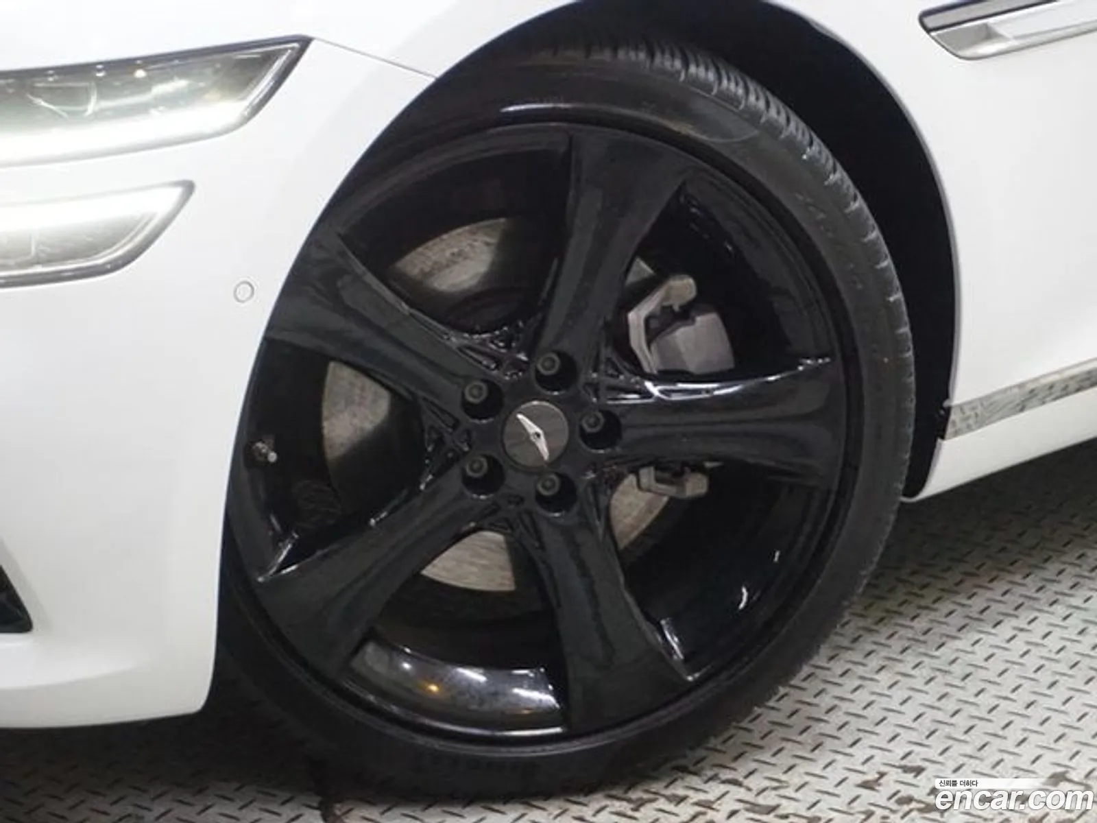 Genesis G80 Gasoline 25 Turbo Awd 2021 - фотография 14302397