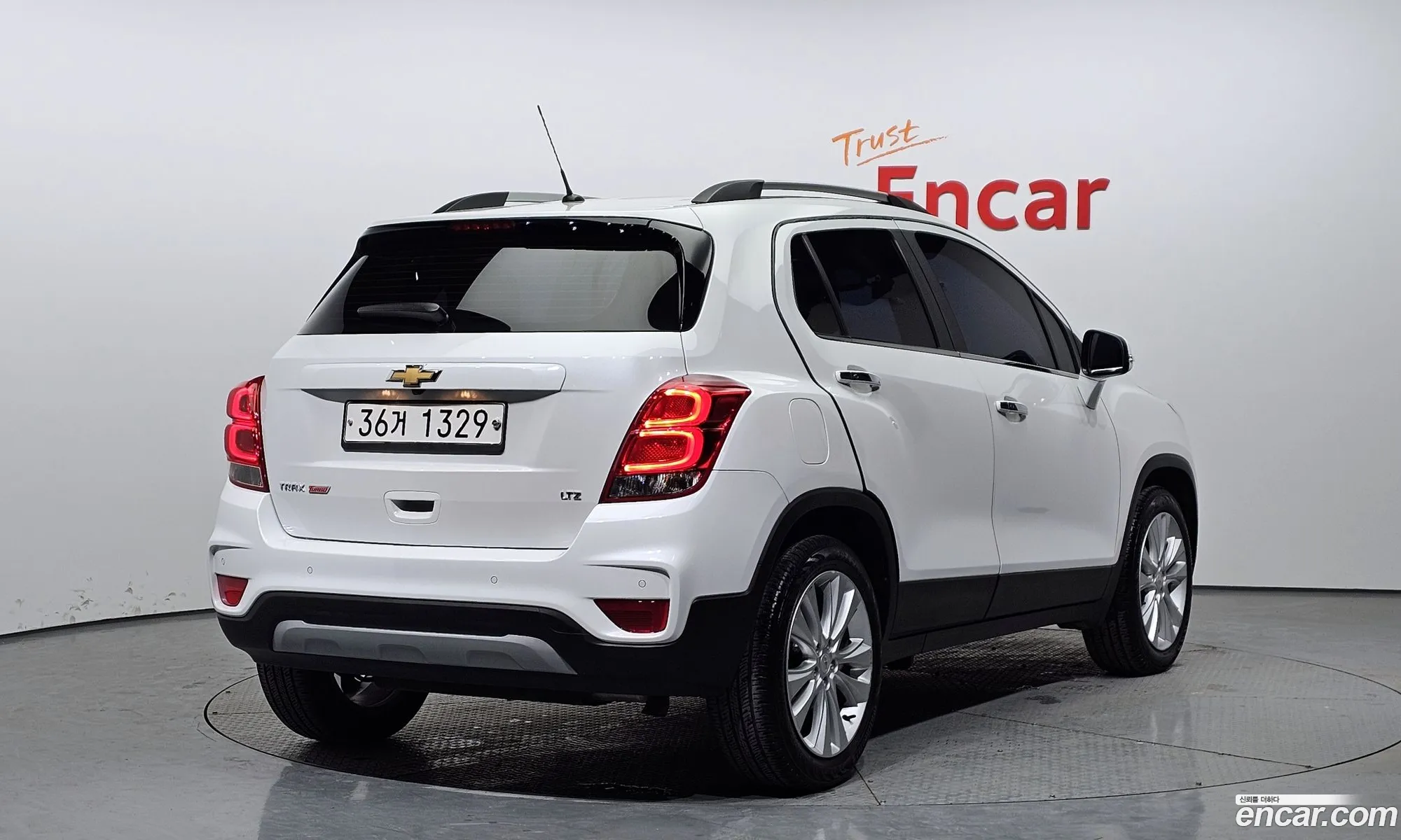 Chevrolet Trax I 14 Ltz 2017 - фотография 7401346
