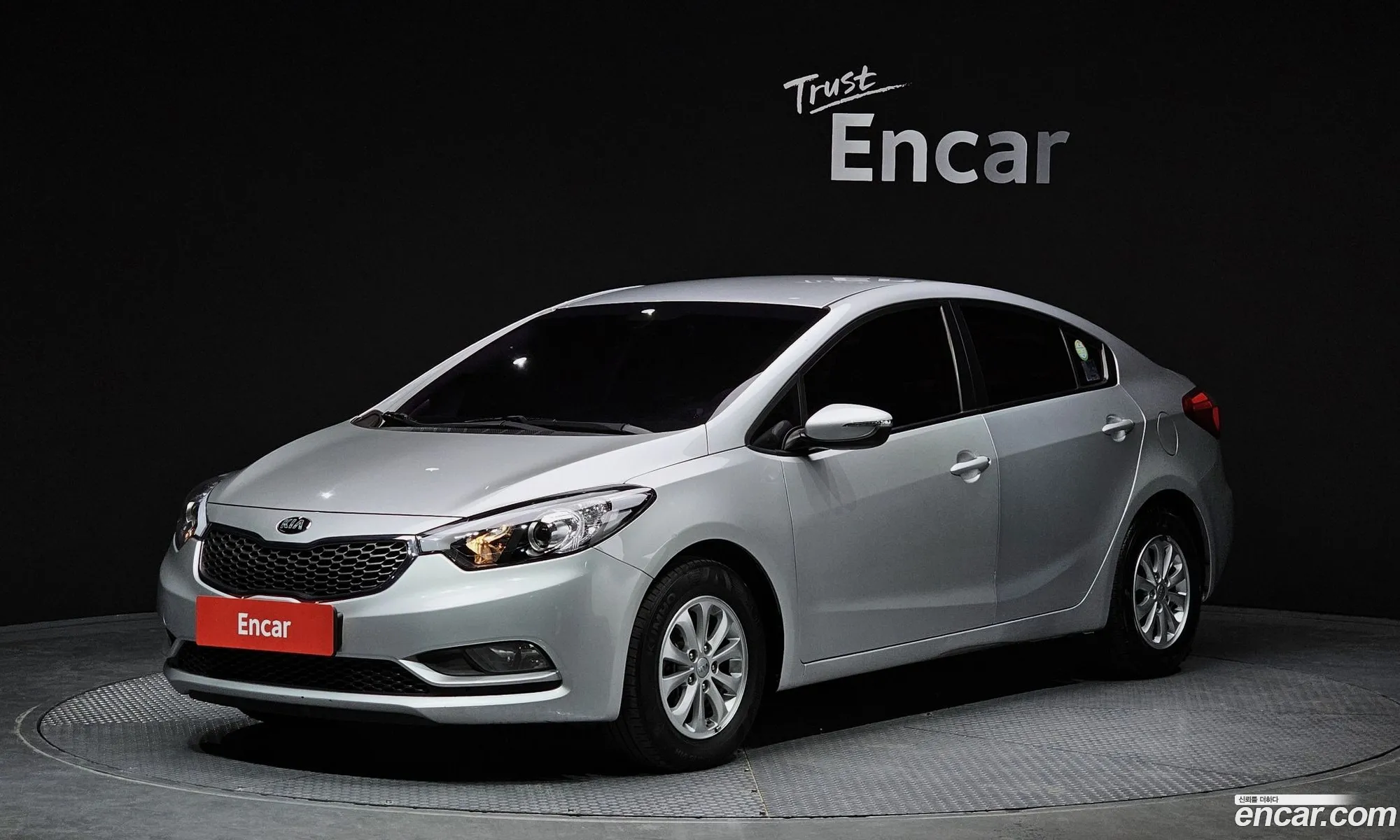Kia K3 I Deluxe 2015 - фотография 11539950