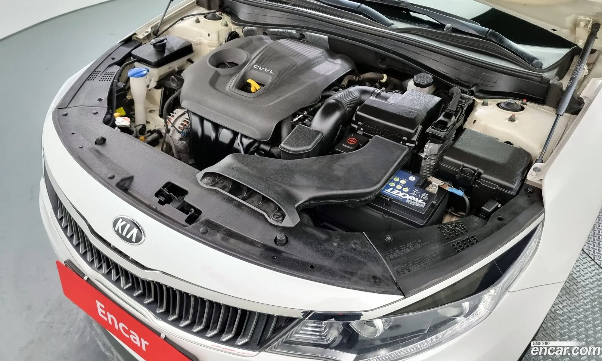 Kia K5 Ii 20Mx 2016 - фотография 16054069