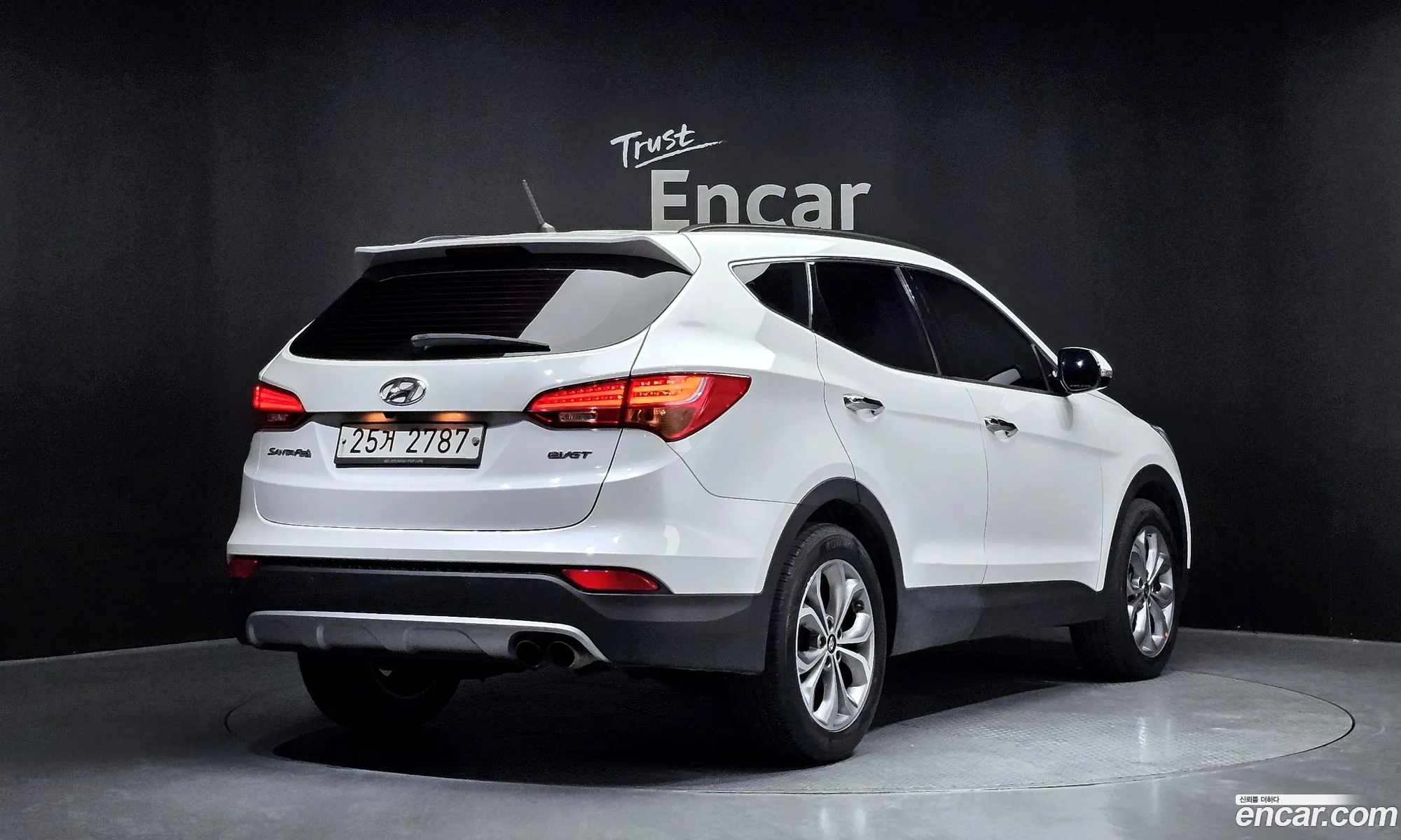 Hyundai Santa Fe Iii Diesel E-Vgt 20 2Wd Premium 2015 - фотография 18627666