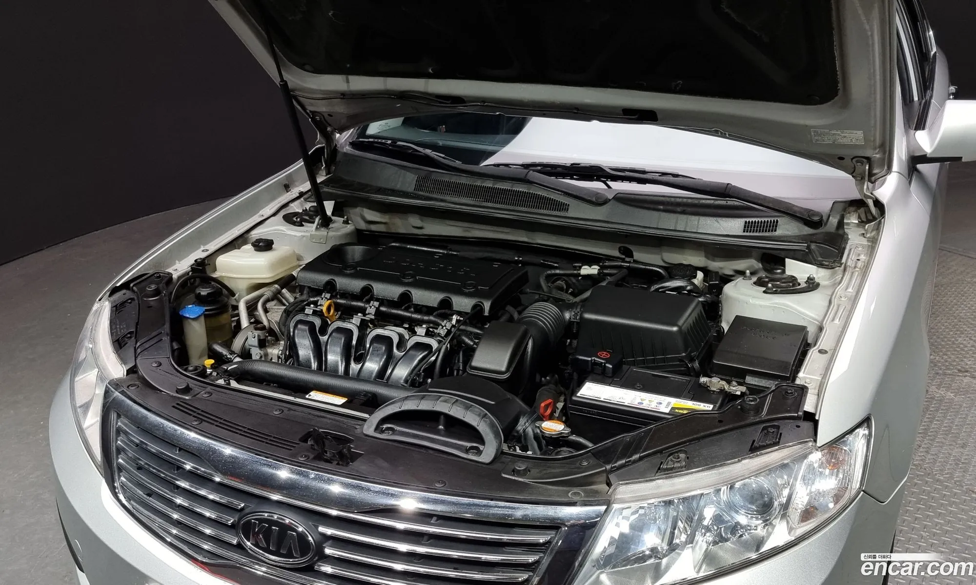 Kia K5 Lex20 2009 - фотография 17216919