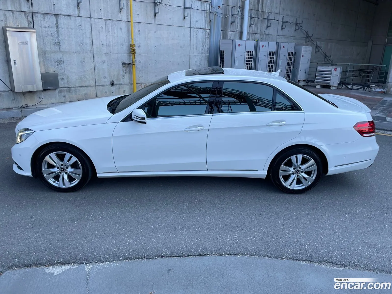 Mercedes-Benz E-Klasse Iv W212 S212 C207 E220 Cdi Avantgarde 2014 - фотография 12416032