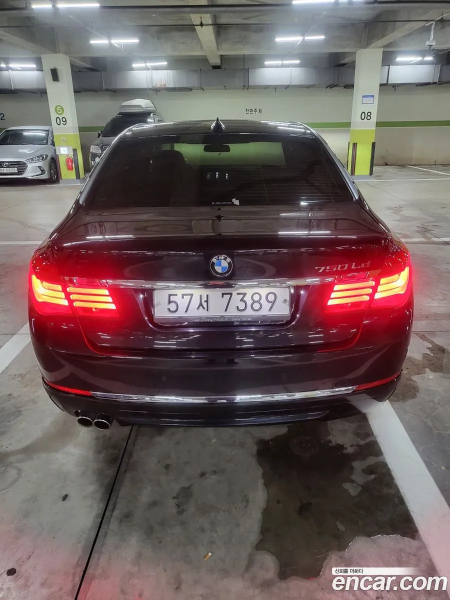BMW 7Er V F01F02F04 730Ld 2014 - фотография 6130