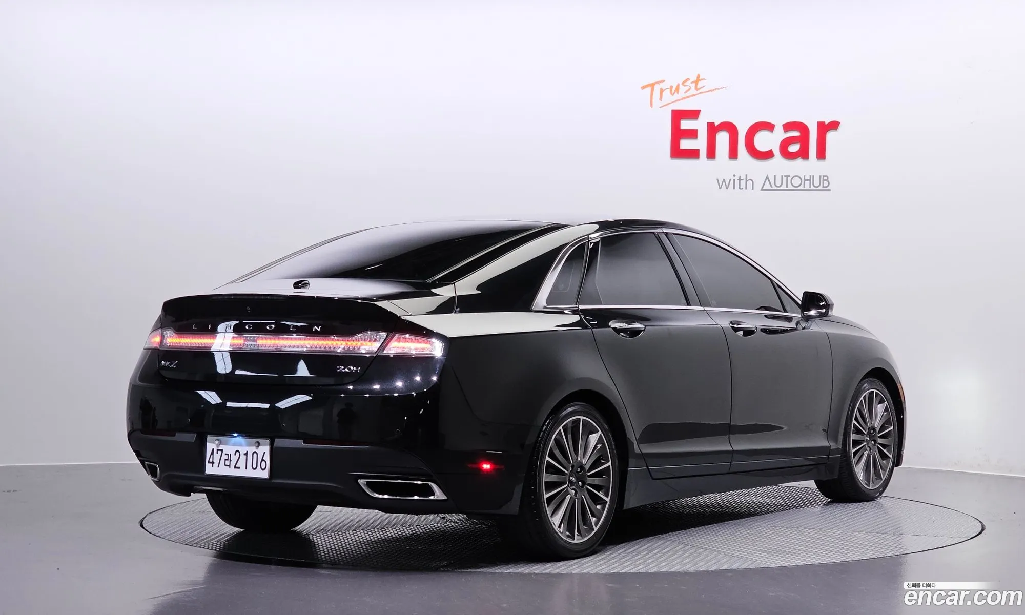 Lincoln Mkz Ii Hybrid 2015 - фотография 3739532
