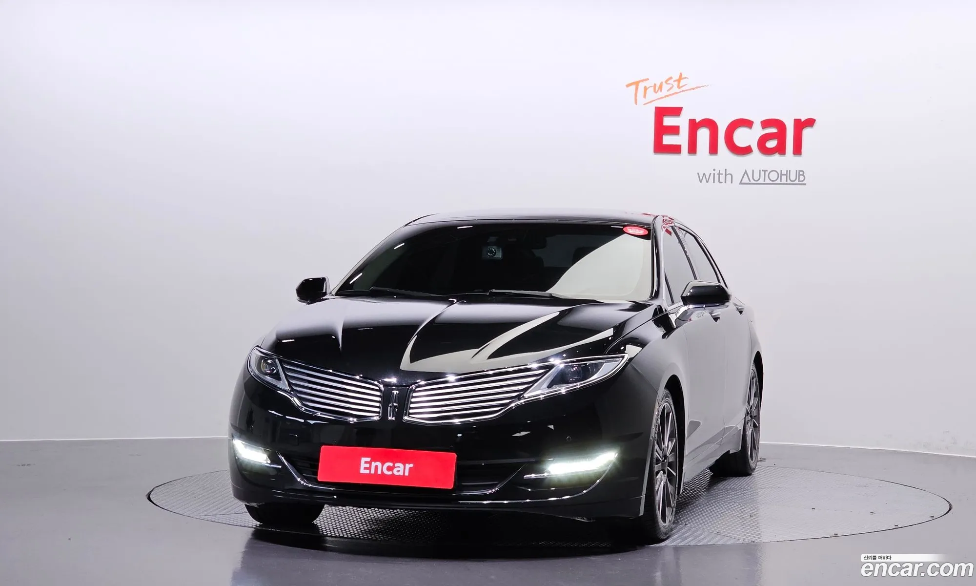 Lincoln Mkz Ii Hybrid 2015 - фотография 3739533