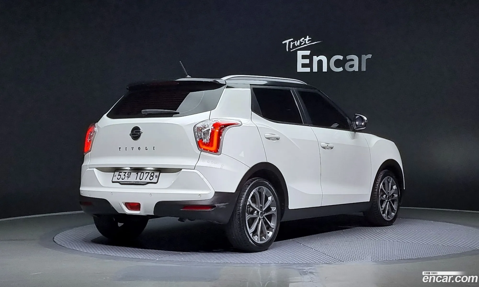 Ssangyong Tivoli Tivoli Diesel Lx 2Wd 2017 - фотография 2023474