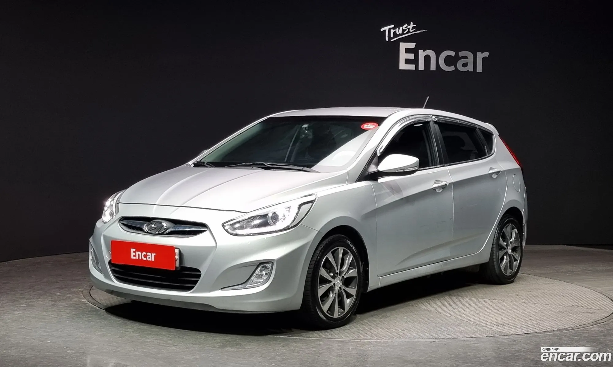Hyundai Accent Iv Witt Diesel 16 Vgt Premium 2014 - фотография 15712496