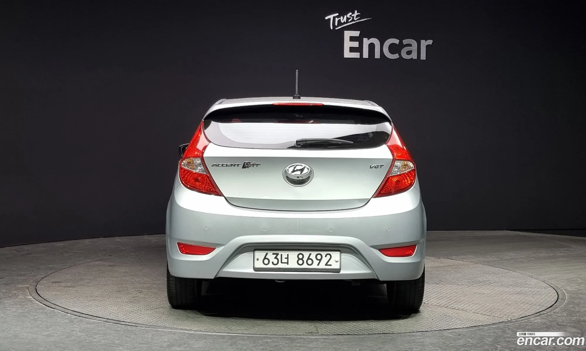Hyundai Accent Iv Witt Diesel 16 Vgt Premium 2014 - фотография 15712501