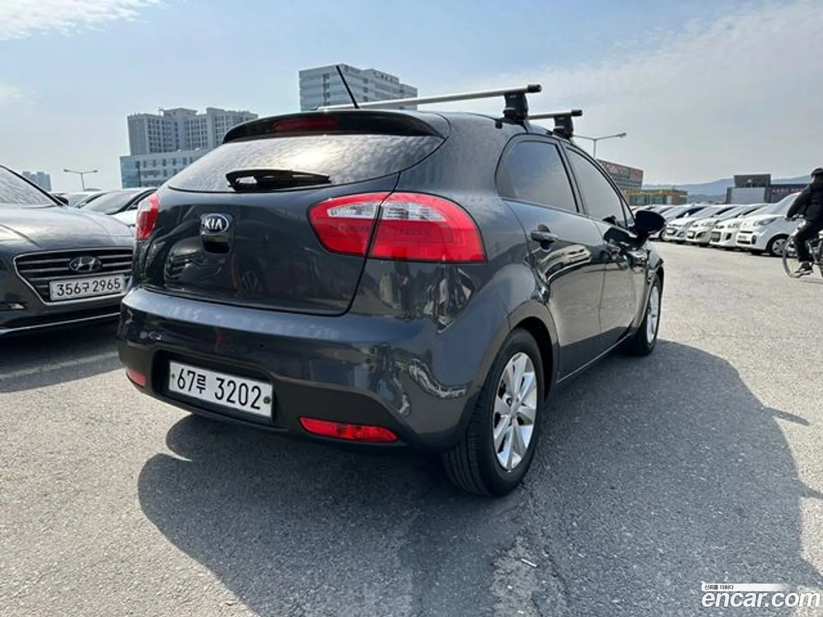 Kia Pride Iii 14 Diesel Hatchback 2014 - фотография 19731974