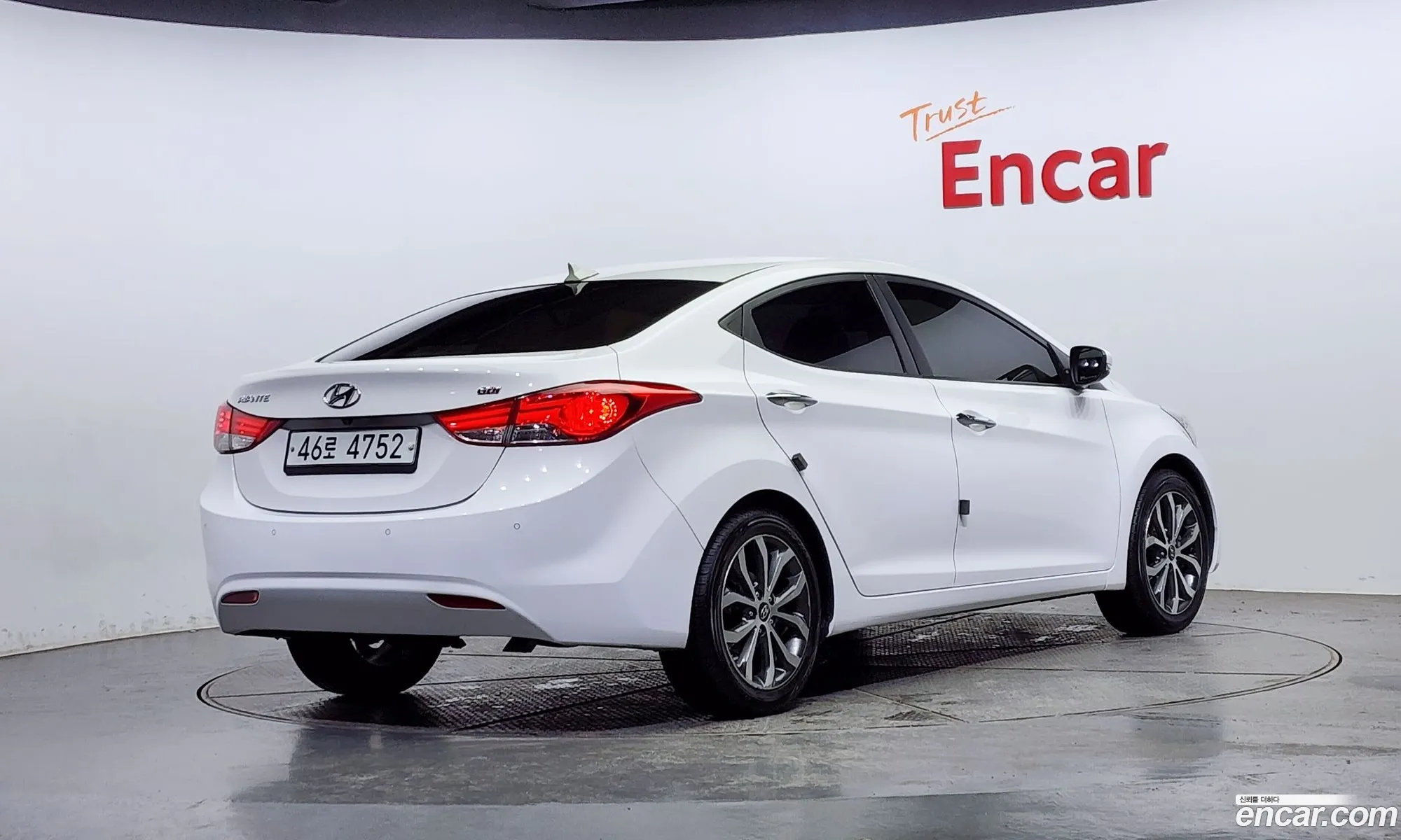 Hyundai Avante V M16 Gdi Premium 2014 - фотография 19234808