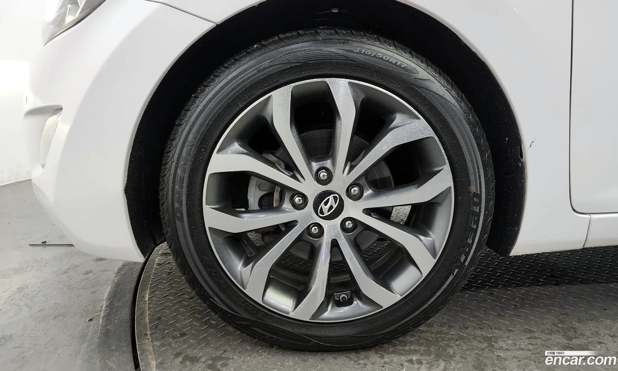 Hyundai Avante V M16 Gdi Premium 2014 - фотография 19234811