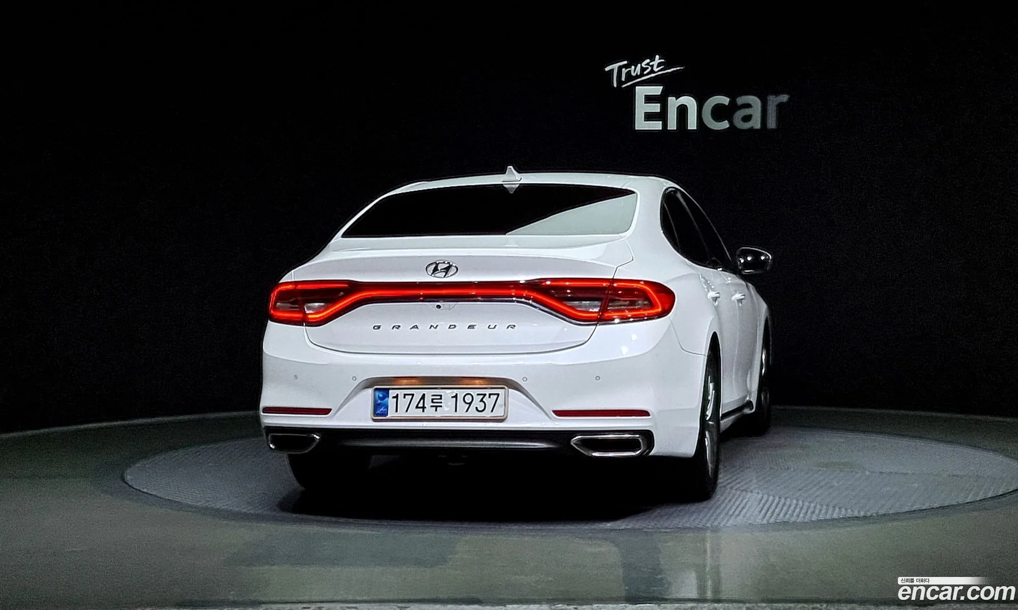Hyundai Grandeur 30 Lpi Modern Rental Car 2017 - фотография 15843191
