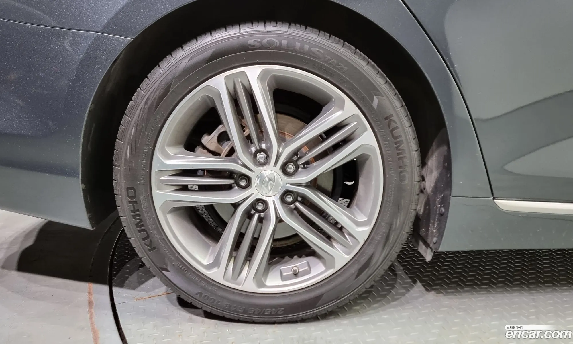 Hyundai Grandeur 30 Lpi For The Disabled 2017 - фотография 15997163