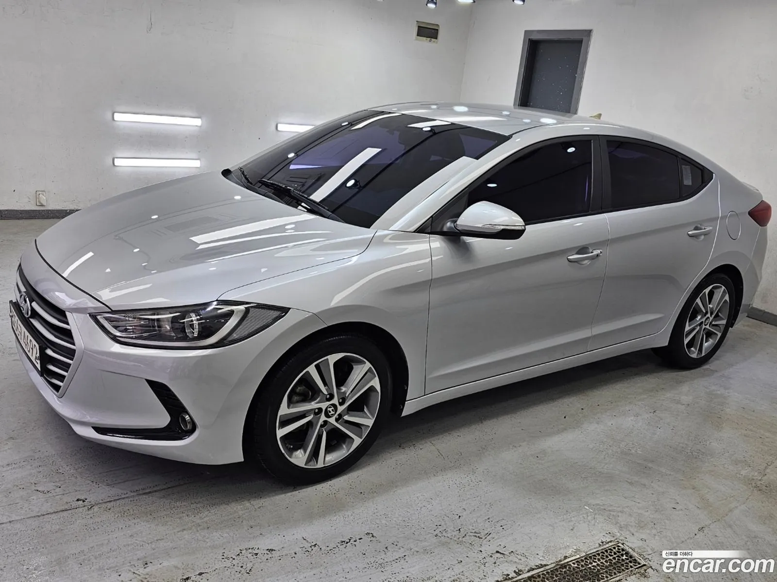 Hyundai Avante Vi 16 Gdi Value Plus 2017 - фотография 19735262