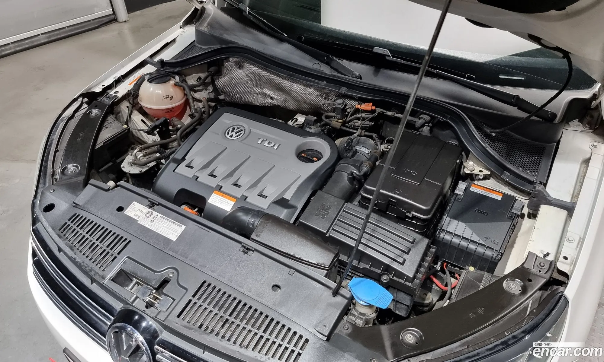 Volkswagen New Tiguan 20 Tdi Premium 5N - фотография 4869346