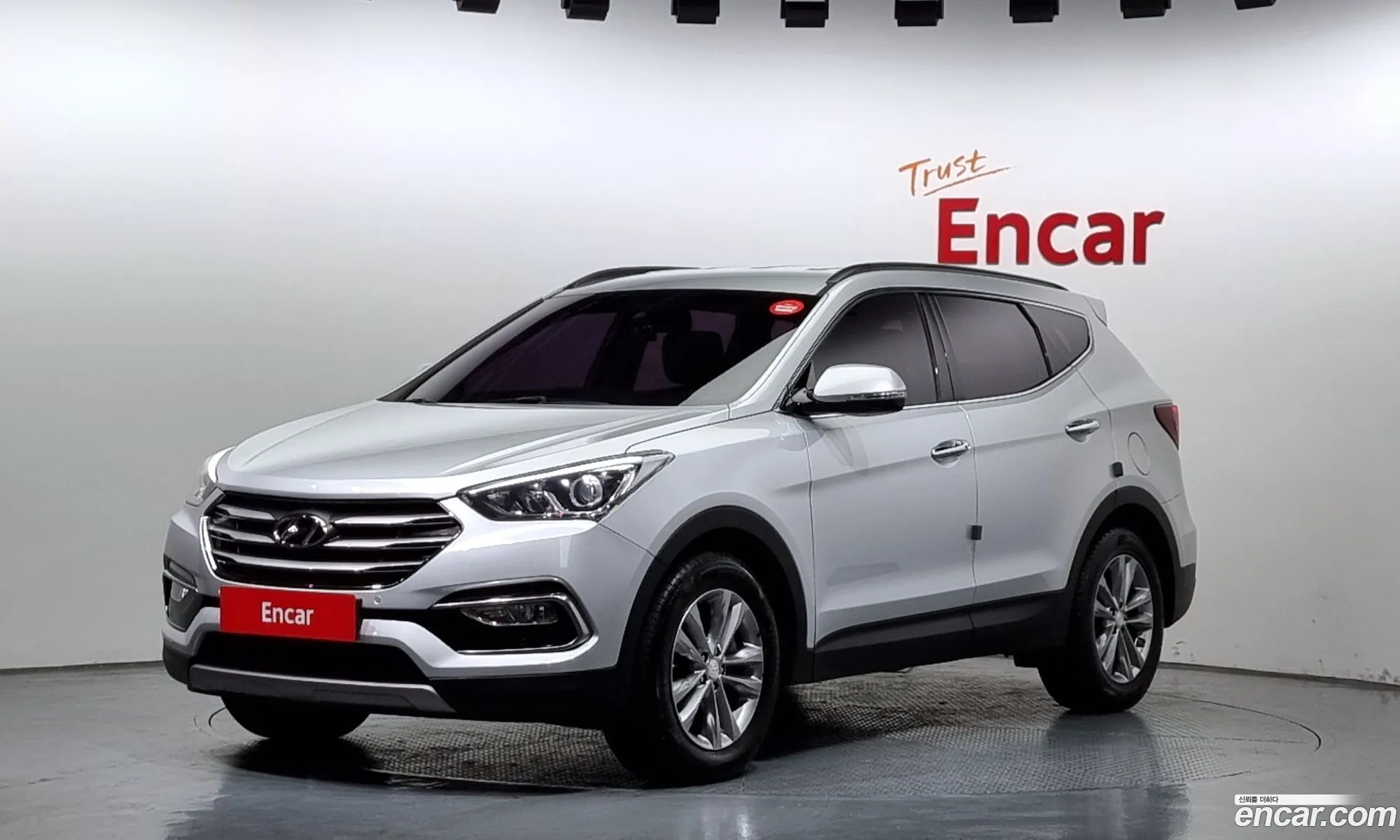 Hyundai Santa Fe Diesel 20 2Wd 2018 - фотография 11880012