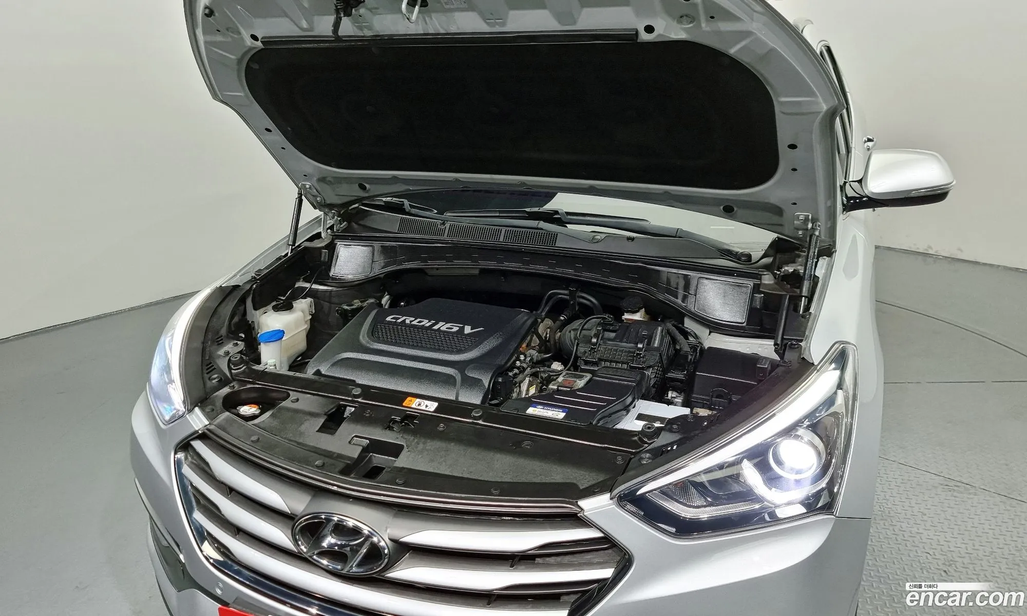Hyundai Santa Fe Diesel 20 2Wd 2018 - фотография 11880017
