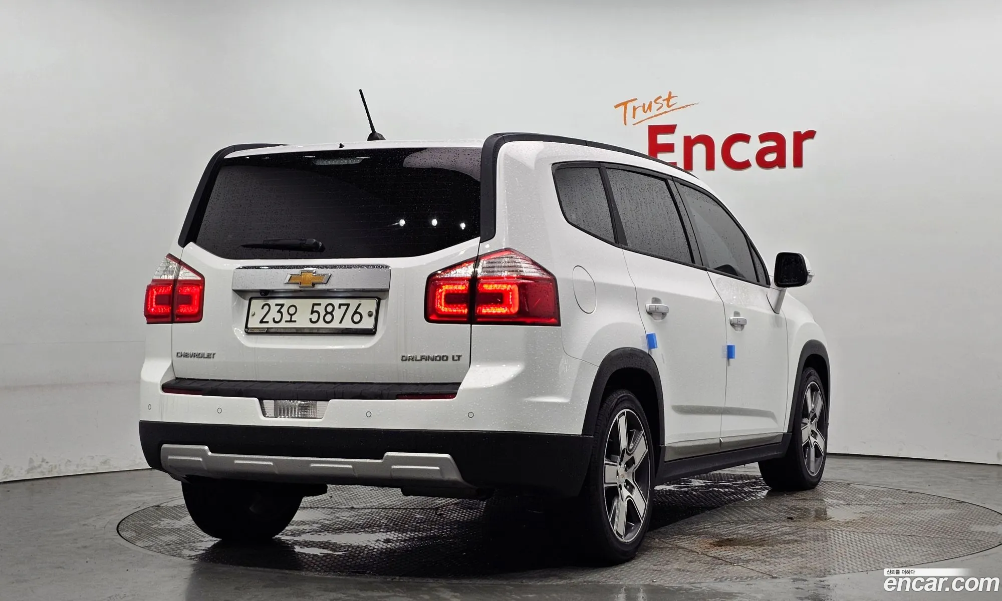 Chevrolet Orlando 20 Diesel Platinum Package 2015 - фотография 4864495