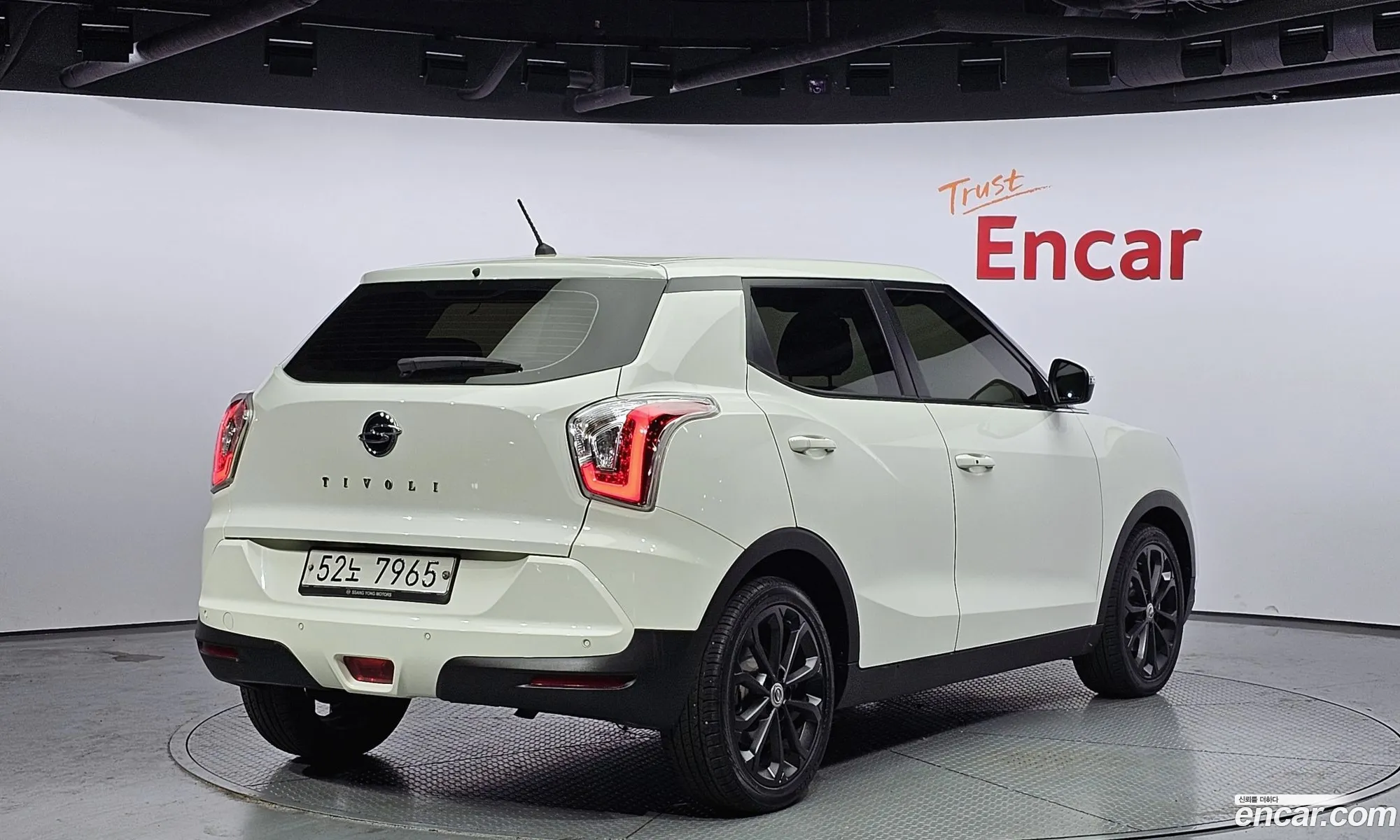 Ssangyong Tivoli Tivoli Vx 2Wd 2018 - фотография 2012259
