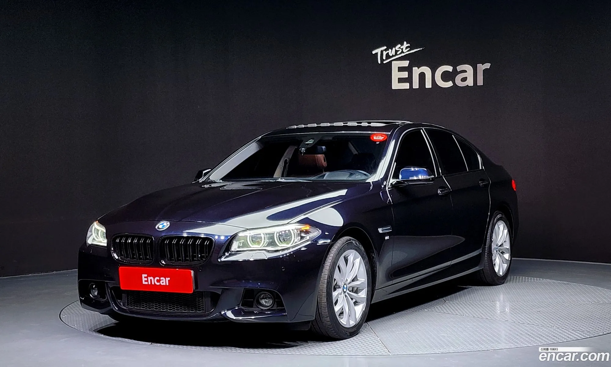 BMW 5 Series F10 520D xDrive M Aerodynamics - фотография 12543939