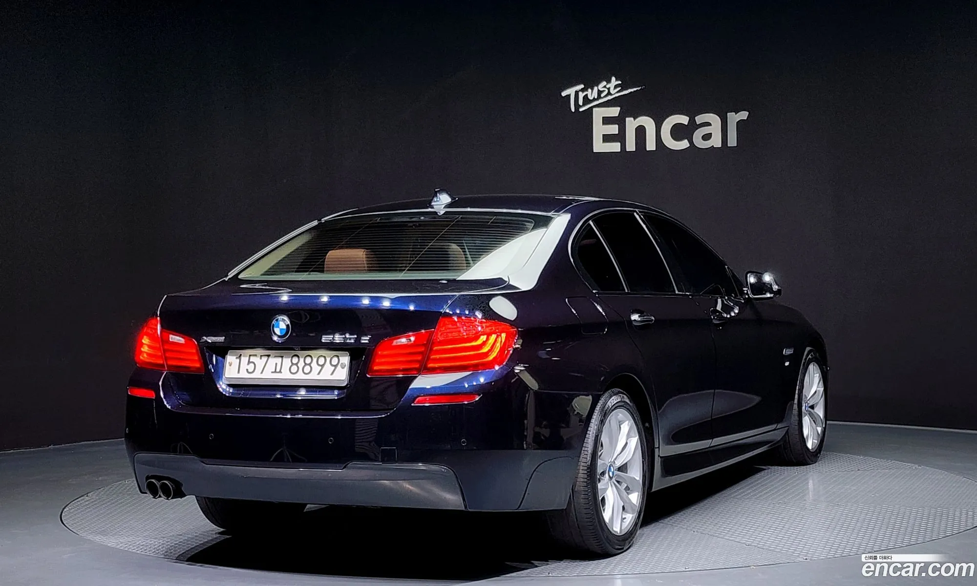 BMW 5 Series F10 520D xDrive M Aerodynamics - фотография 12543940