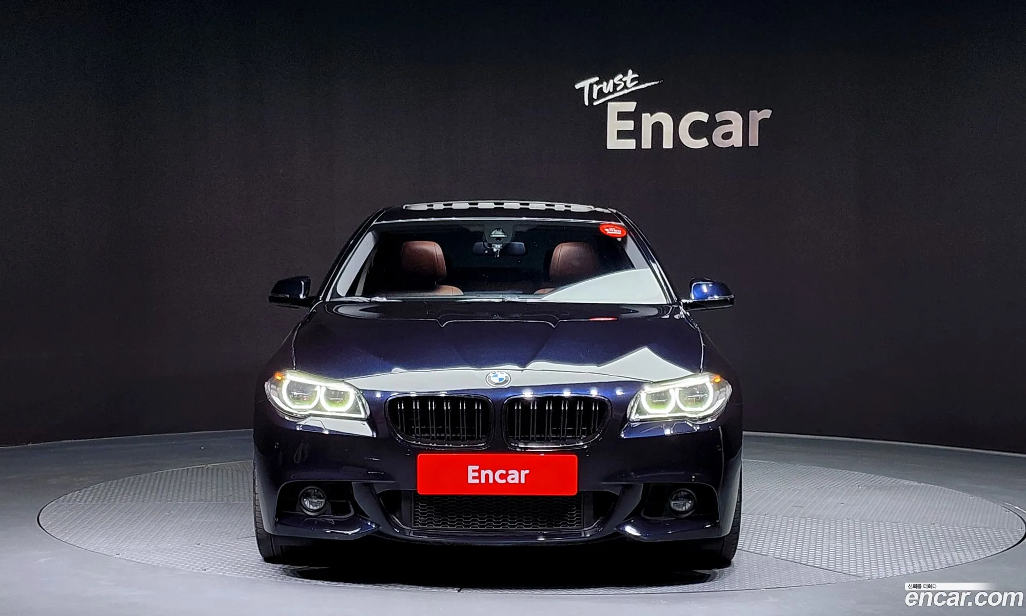 BMW 5 Series F10 520D xDrive M Aerodynamics - фотография 12543941