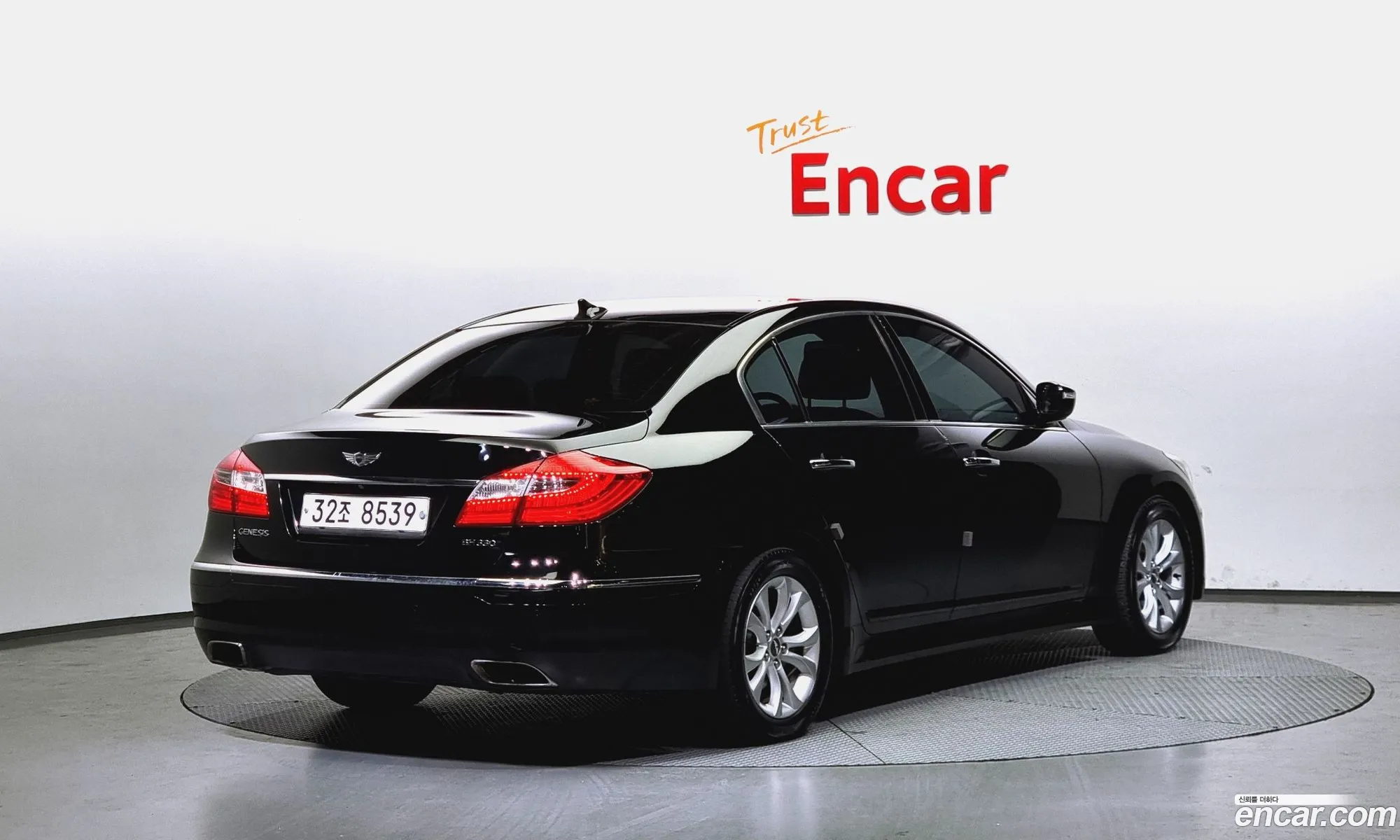 Hyundai Genesis I Bh330 Grand 2012 - фотография 17915904
