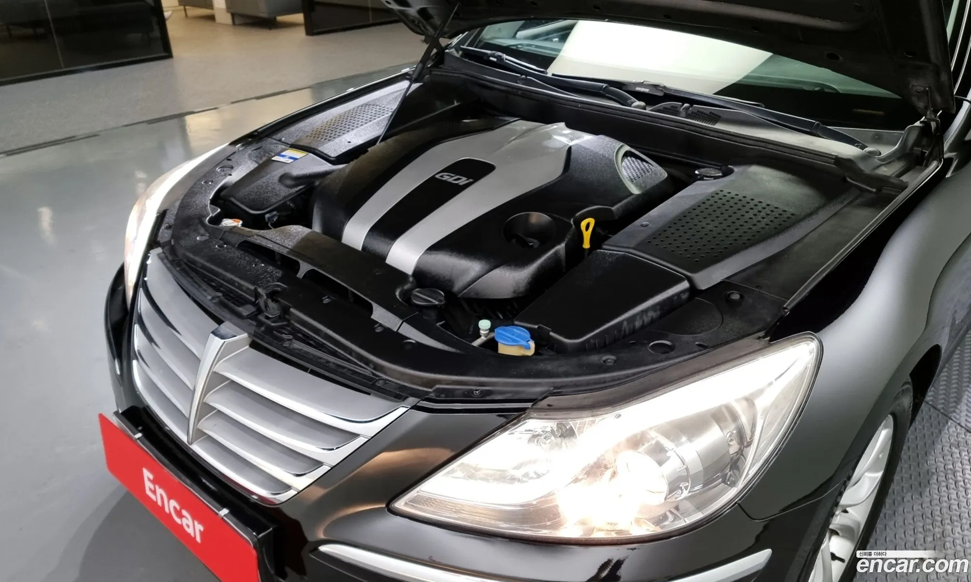 Hyundai Genesis I Bh330 Grand 2012 - фотография 17915908