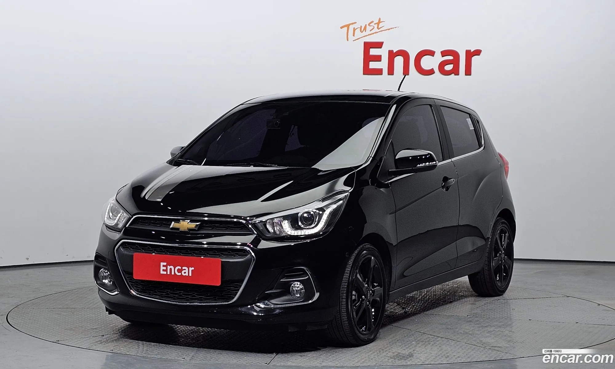 Chevrolet Spark Iv Perfect Black 2017 - фотография 4747622
